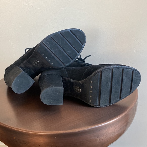 FRYE Black Suede Parker Moccasin Boot Size 6 - Picture 8 of 8